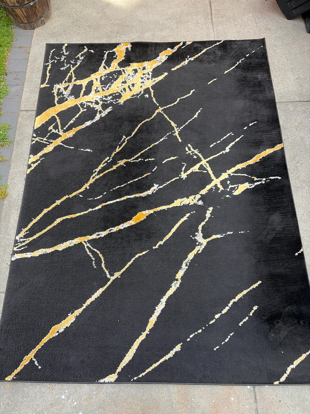 Babil Gold Marble Area Rug