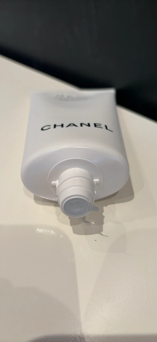 CHANEL LE BLANC Intense Brightening Foam Cleanser 150 ml - photo 3
