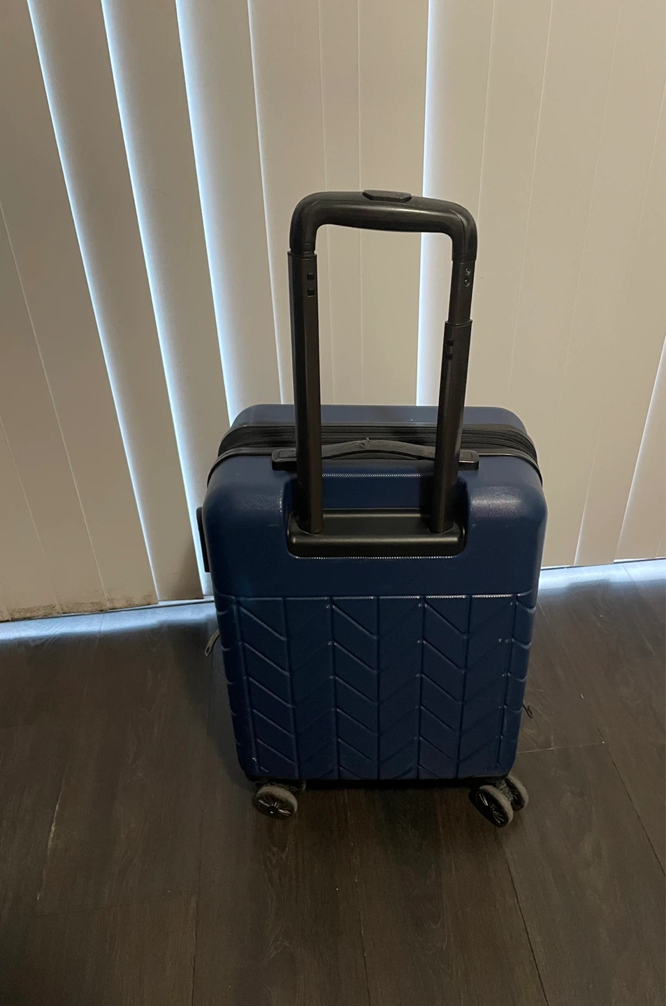 Blue Hardside Spinner Carry-On Luggage - photo 3