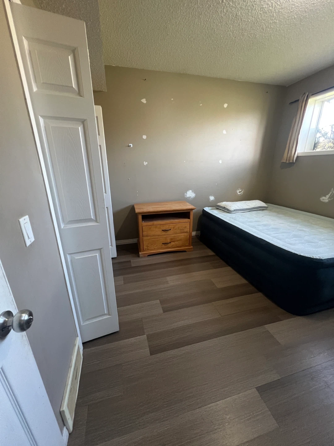 🏡 Big Private Master Bedroom for rent