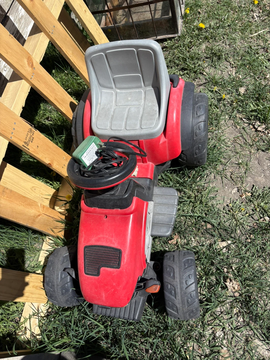John Deere Ride-On Tractor Toy