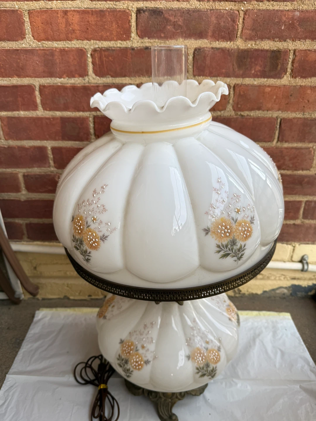 Vintage Victorian Style Table Lamp