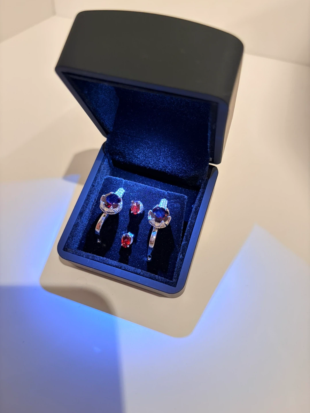 💎 Silver Garnet Earring Bundle — $240 - photo 4