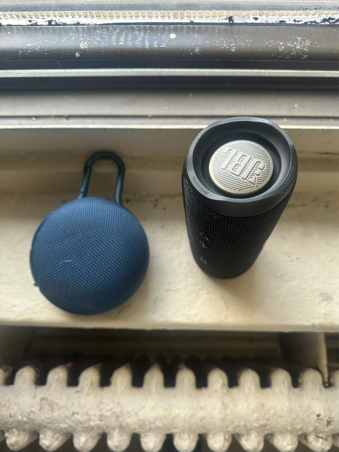 JBL Clip 3 and Flip 5 Portable Bluetooth Speakers - photo 2
