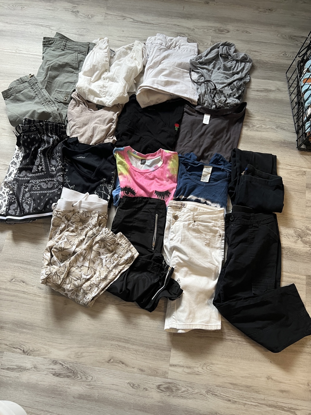 Bundle of Women's Clothing