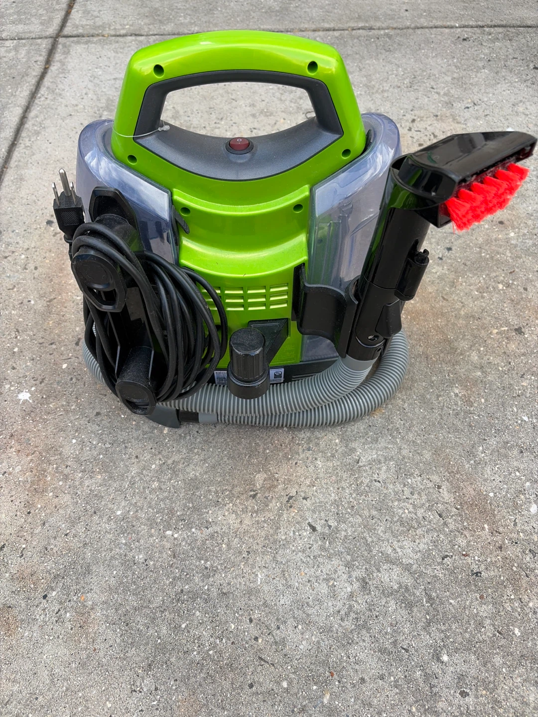 Bissell Little Green ProHeat Portable Carpet Cleaner - photo 2