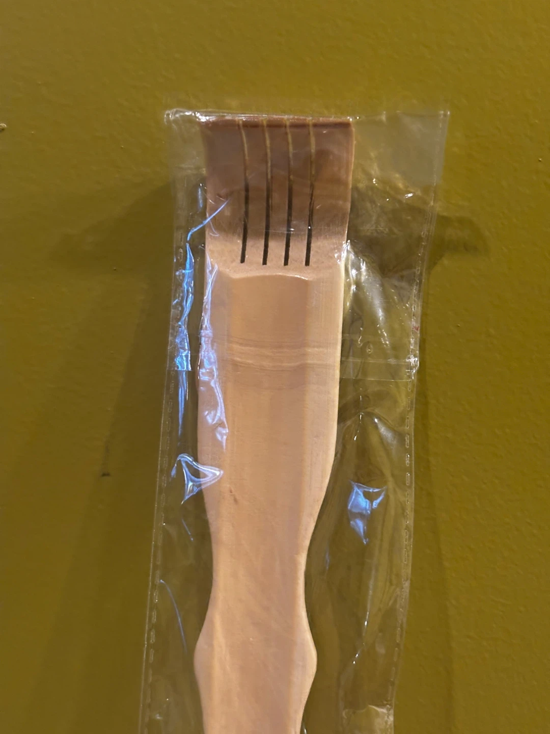 Wooden Back Scratcher with Hand Massage Rollers - photo 2