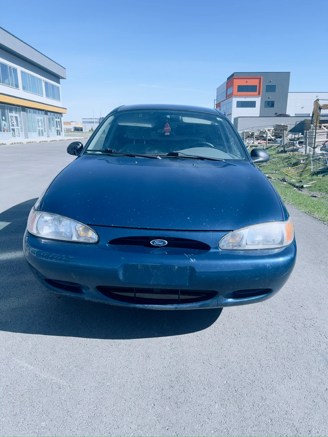 Ford Escort SE– Excellent Condition