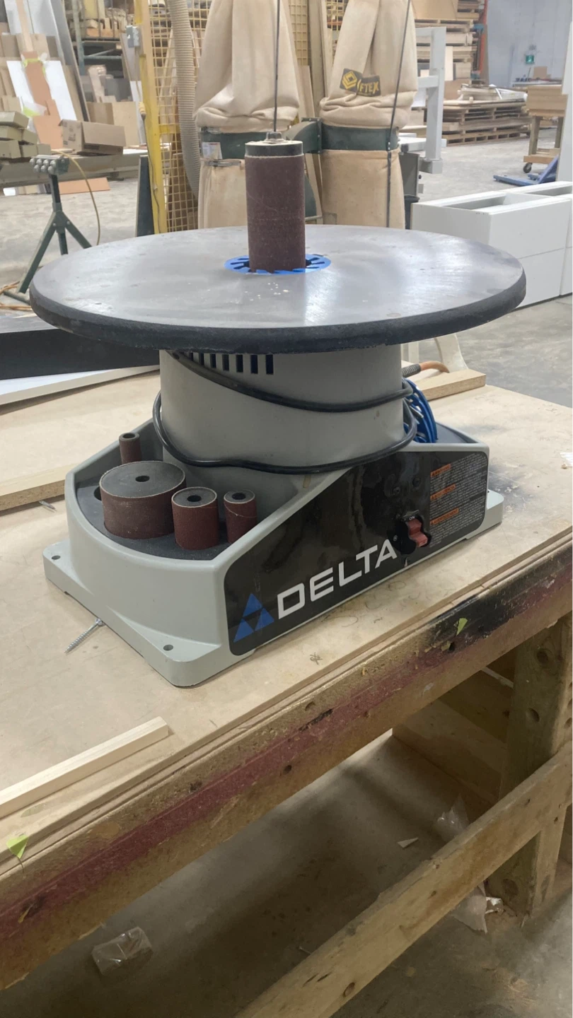 DELTA Spindle Sander