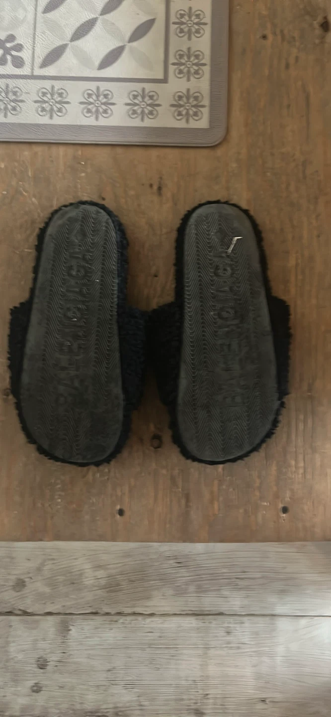 Balenciaga Black Fuzzy Slippers - photo 2