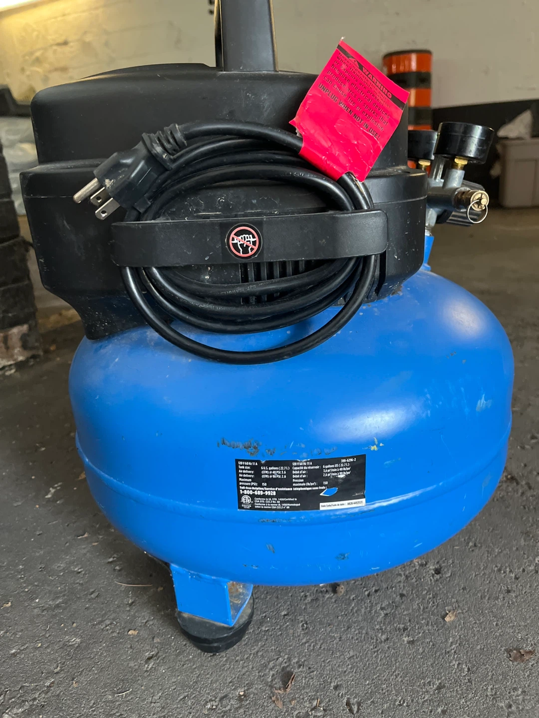 Mastercraft 6 Gallon Air Compressor - photo 3