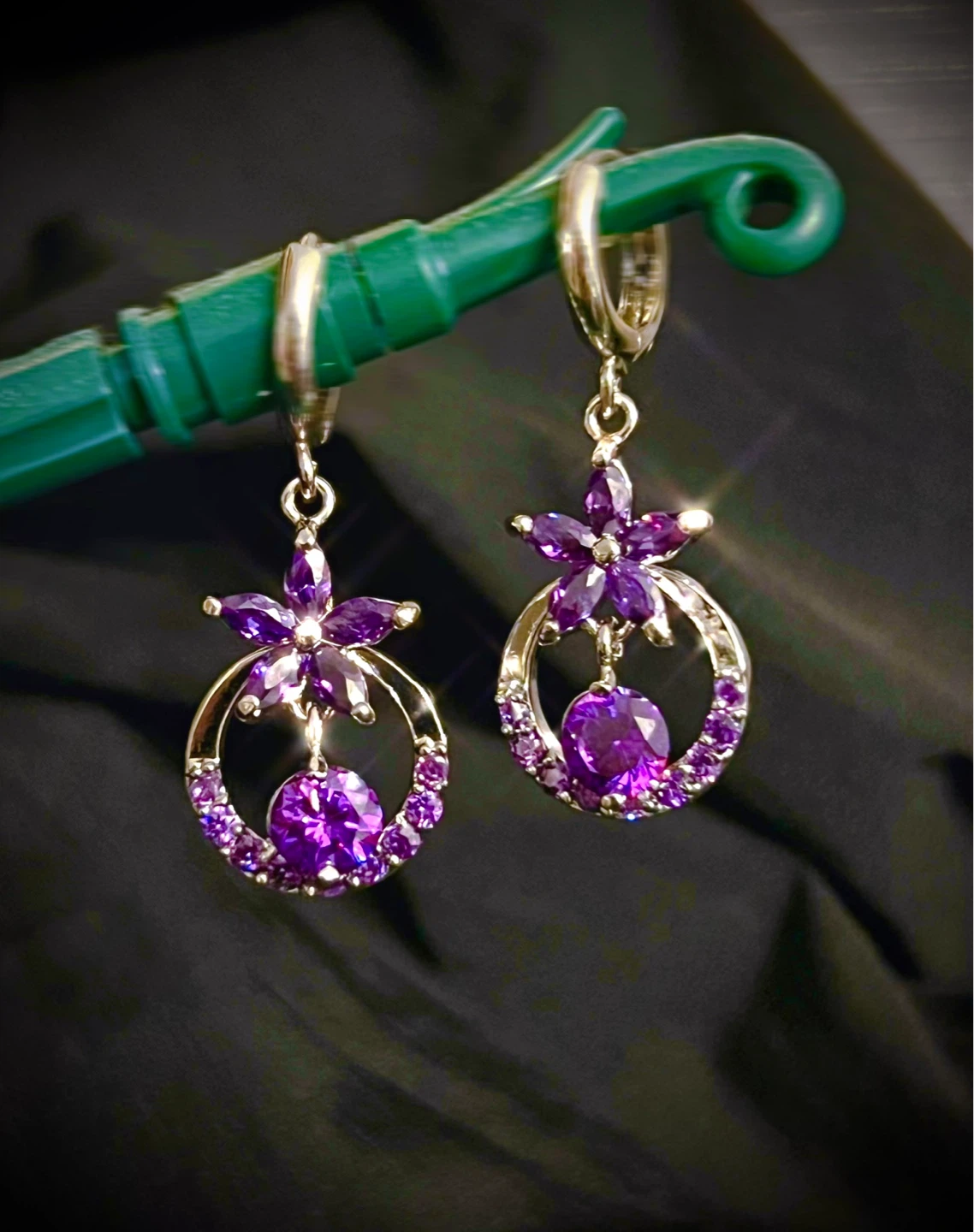 Dazzling Amethyst-Purple Flower Earrings - 925 Silver