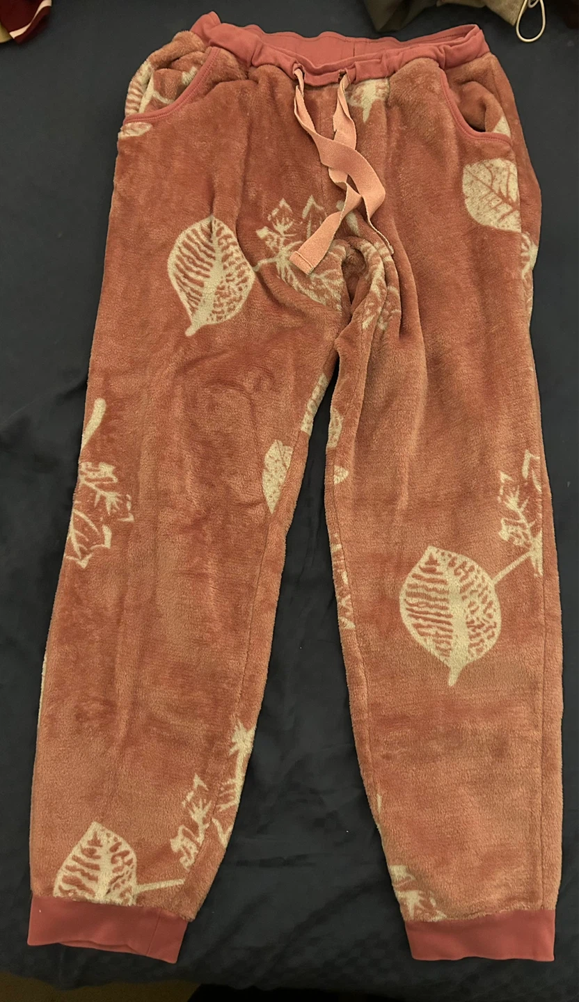 2 fluffy, soft and cozy winter pants for FREE