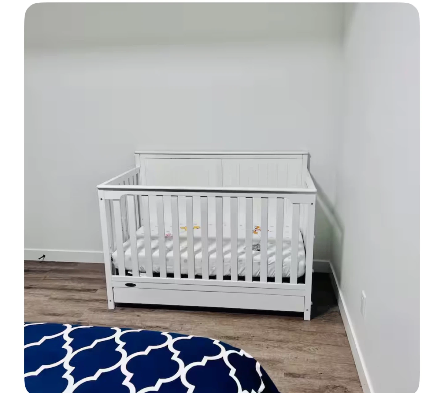 2Bedroom 1 Bath Fully Furnished Basement Apartment for Rent - photo 4