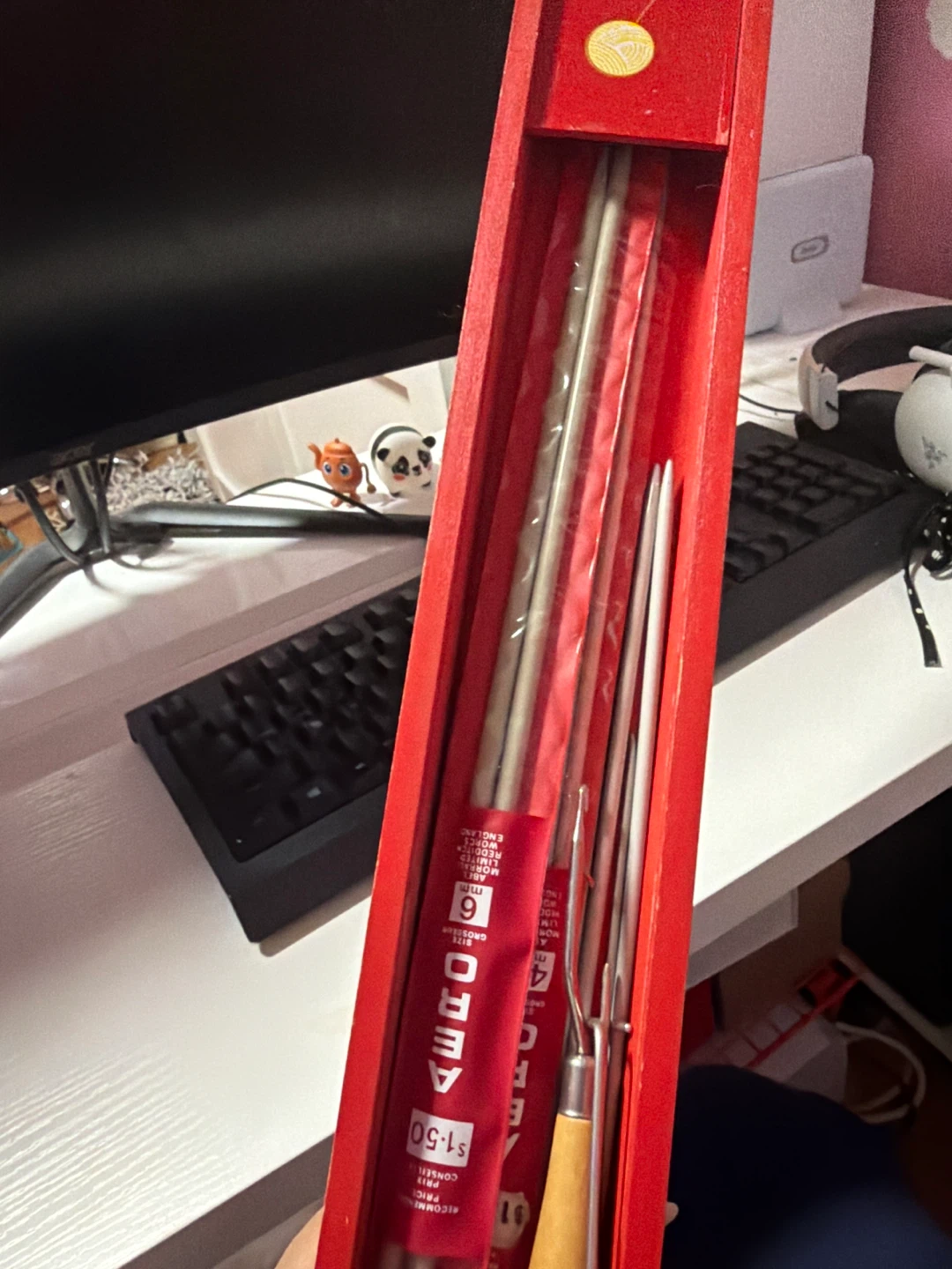 Aero Knitting Needles Set in Red Wooden Case - photo 2