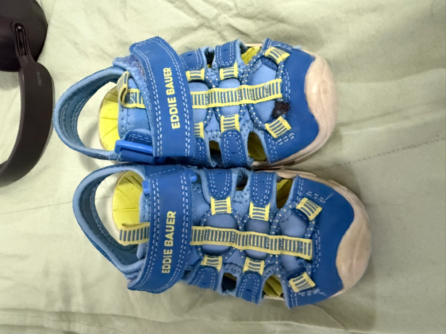 Eddie Bauer Blue & Yellow Kids Sandals Size 10