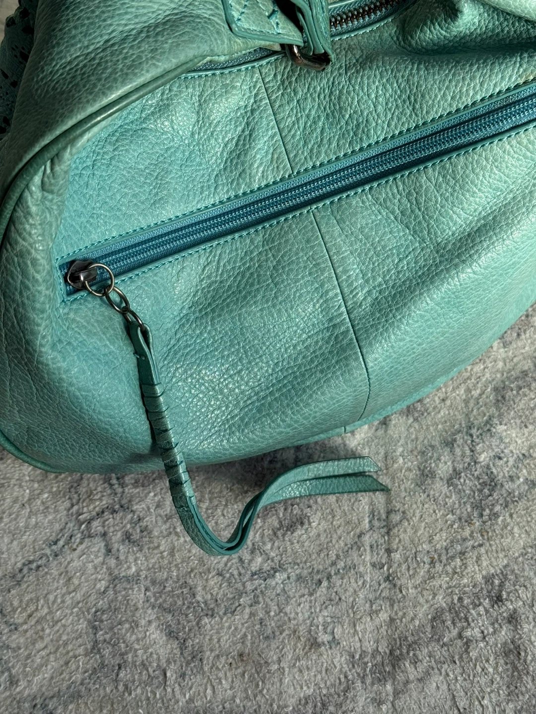 Danier Genuine Leather Teal Hobo Bag - photo 4