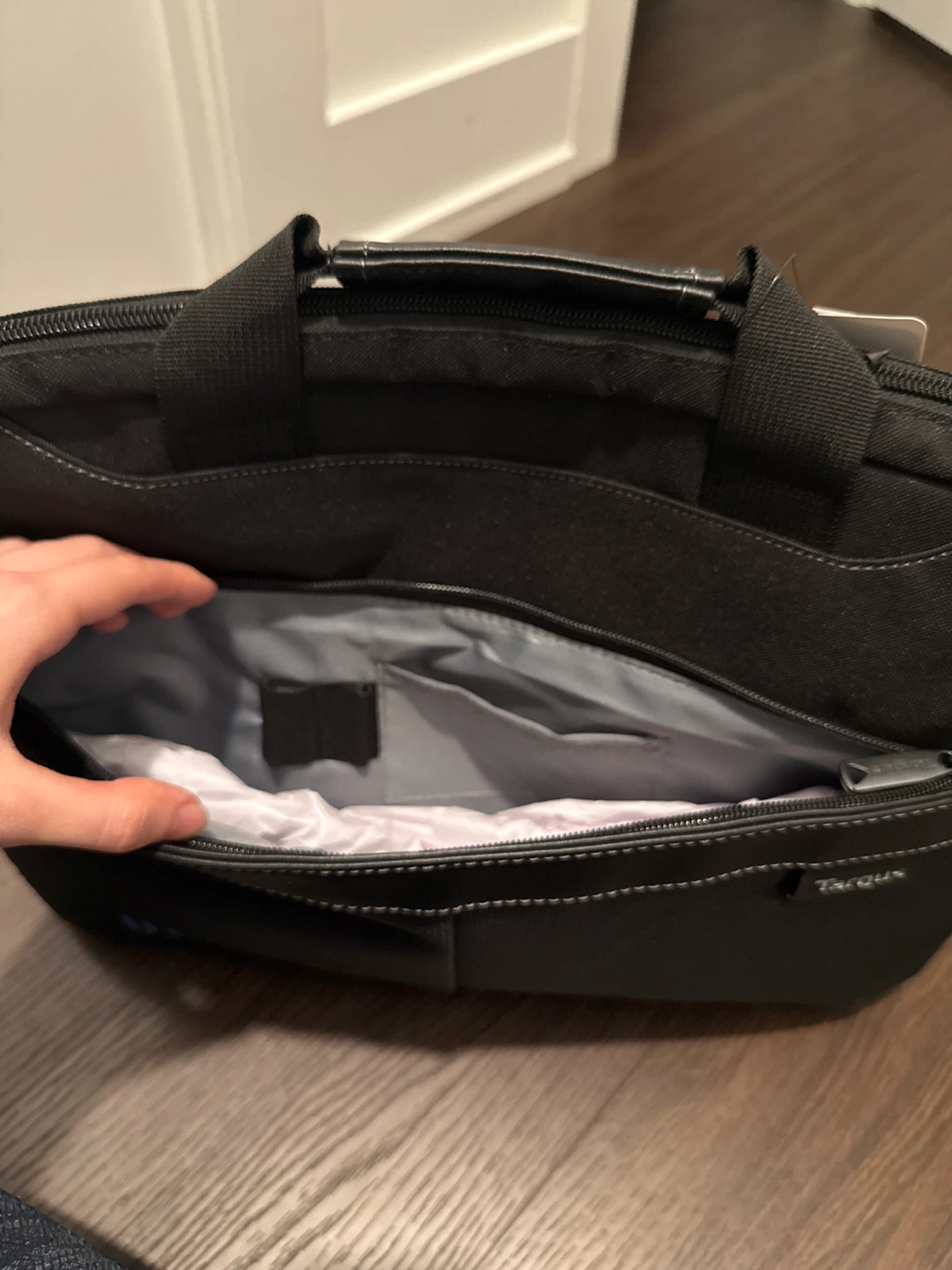 16” Black Laptop Case/Bag with Strap! - photo 3