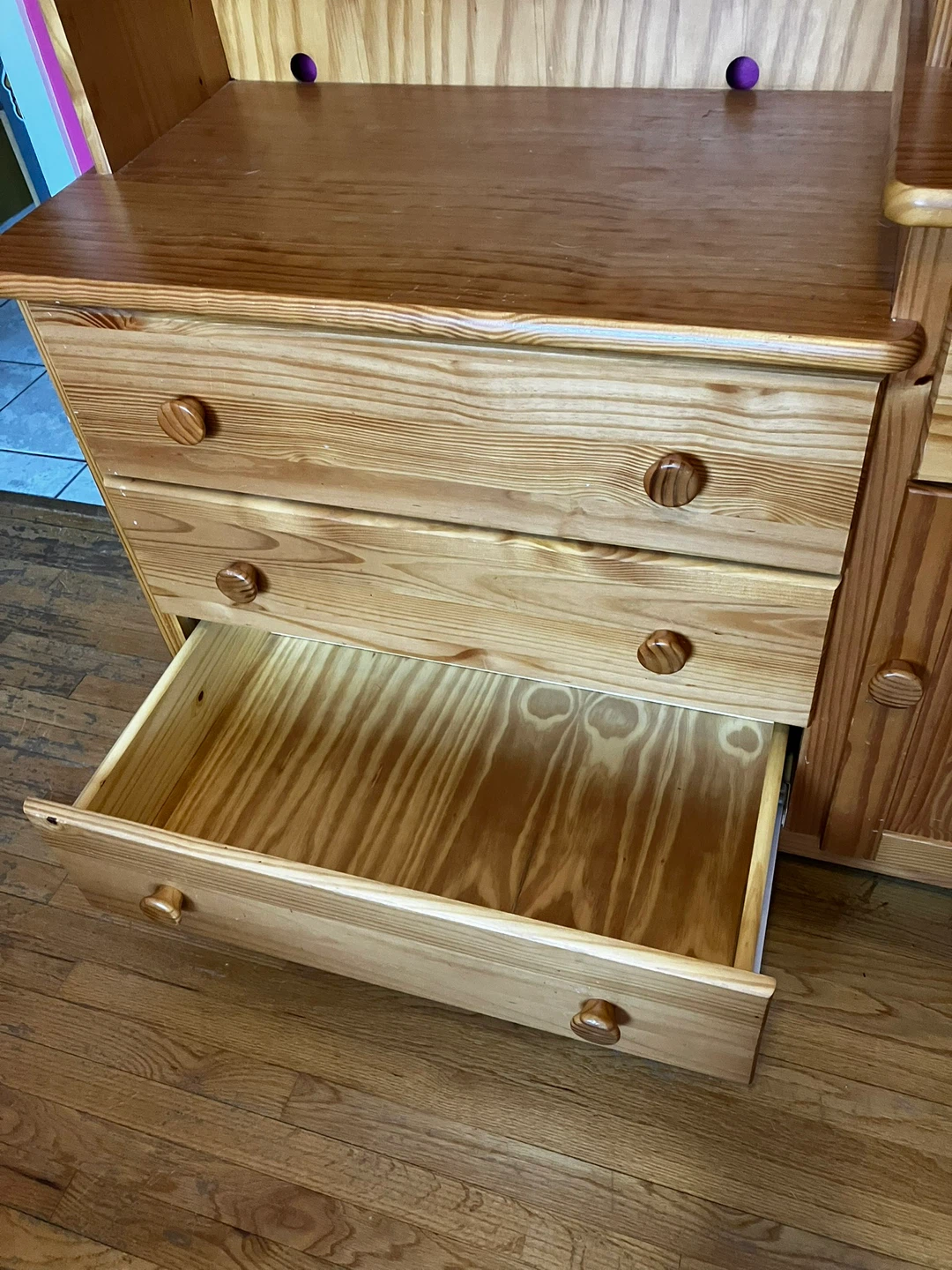 Solid pine dresser - photo 2