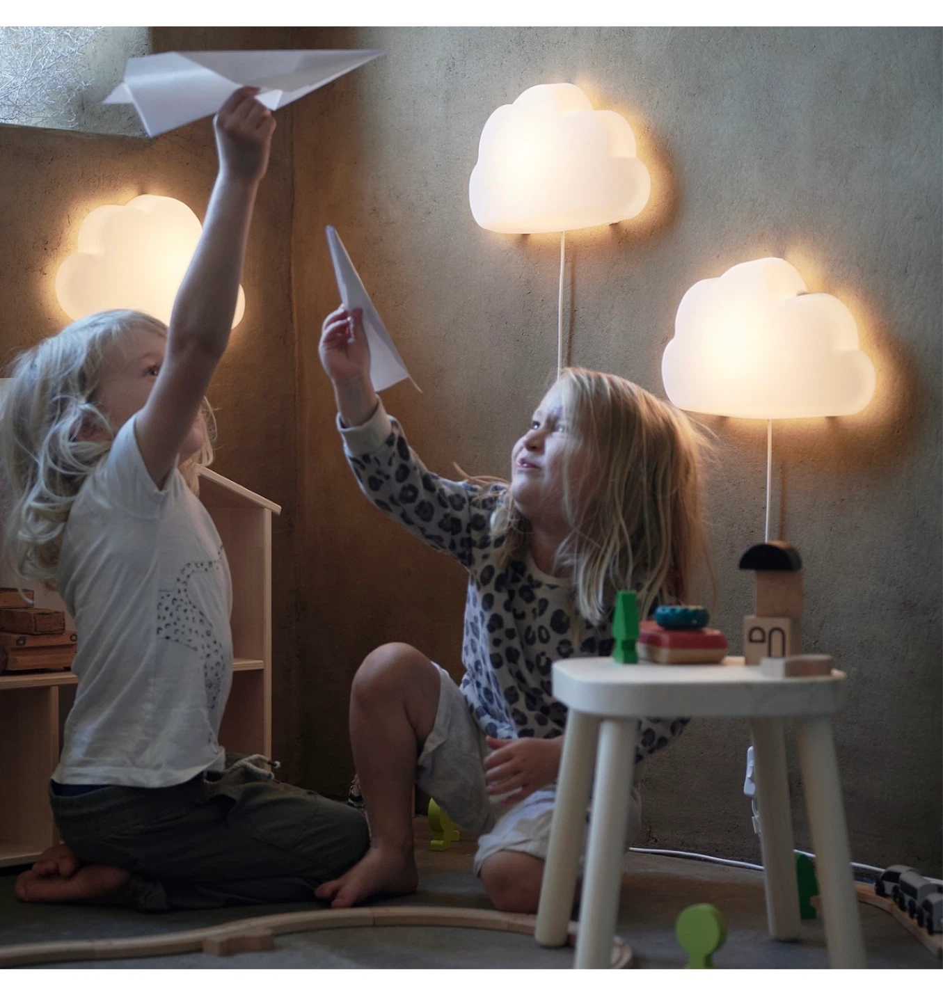 Cloud shaped LED Lamp with power adapter