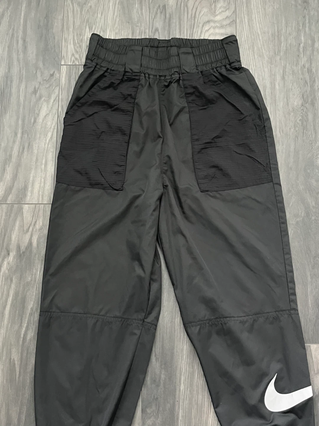 Nike Parachute Pants | Women