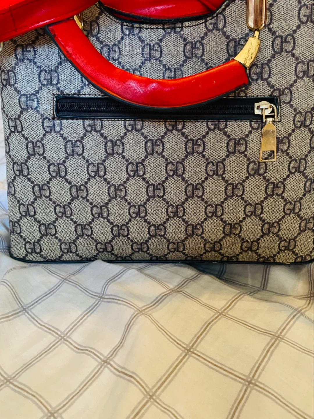 Women's Handbag with Red Accents - photo 3