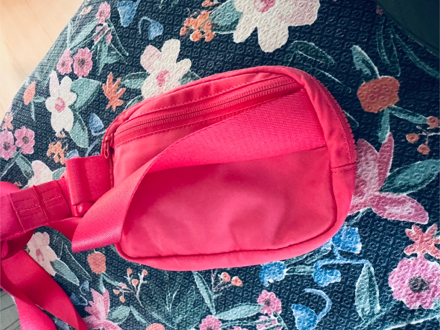 Lululemon belt bag and Madison West bag - photo 3