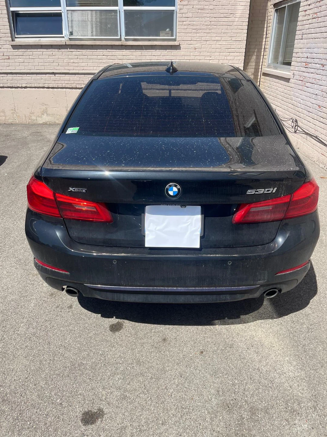 BMW 530i xDrive Sedan - photo 3