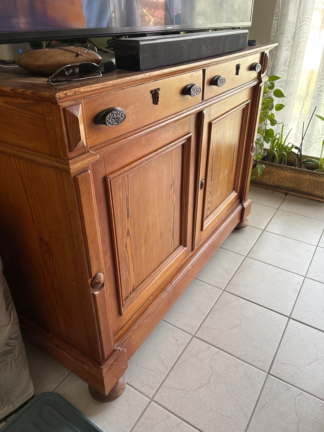 Antique Wooden credenza with Drawers - photo 2