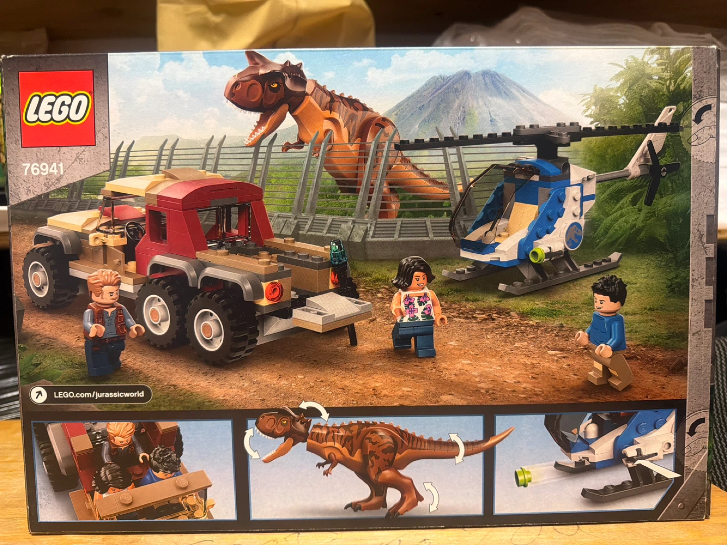 LEGO Jurassic World Carnotaurus Dinosaur Chase 76941