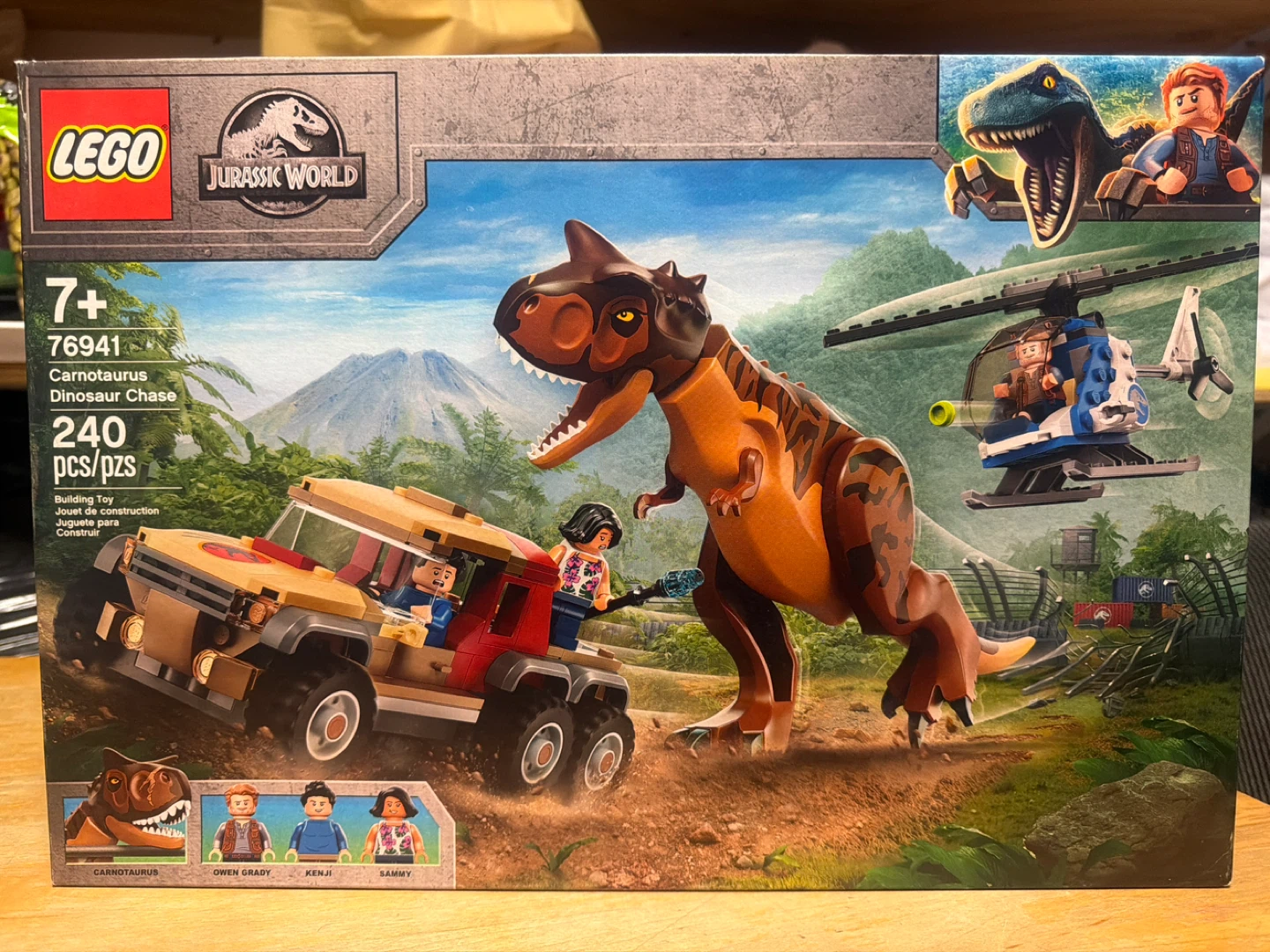 LEGO Jurassic World Carnotaurus Dinosaur Chase 76941 - photo 2