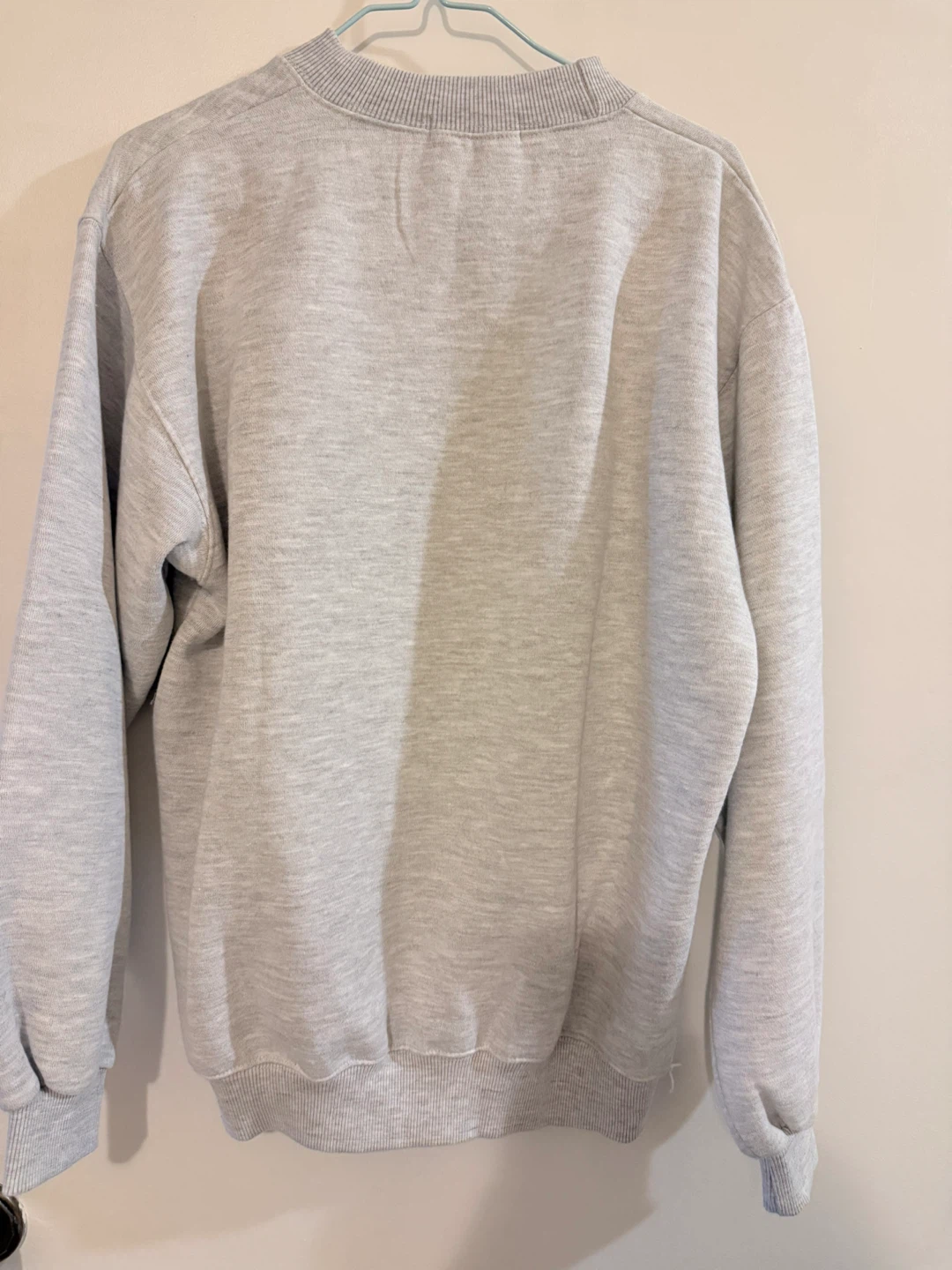 Grey Crewneck Sweatshirt with Teddy Bears and Flowers Graphic - photo 2