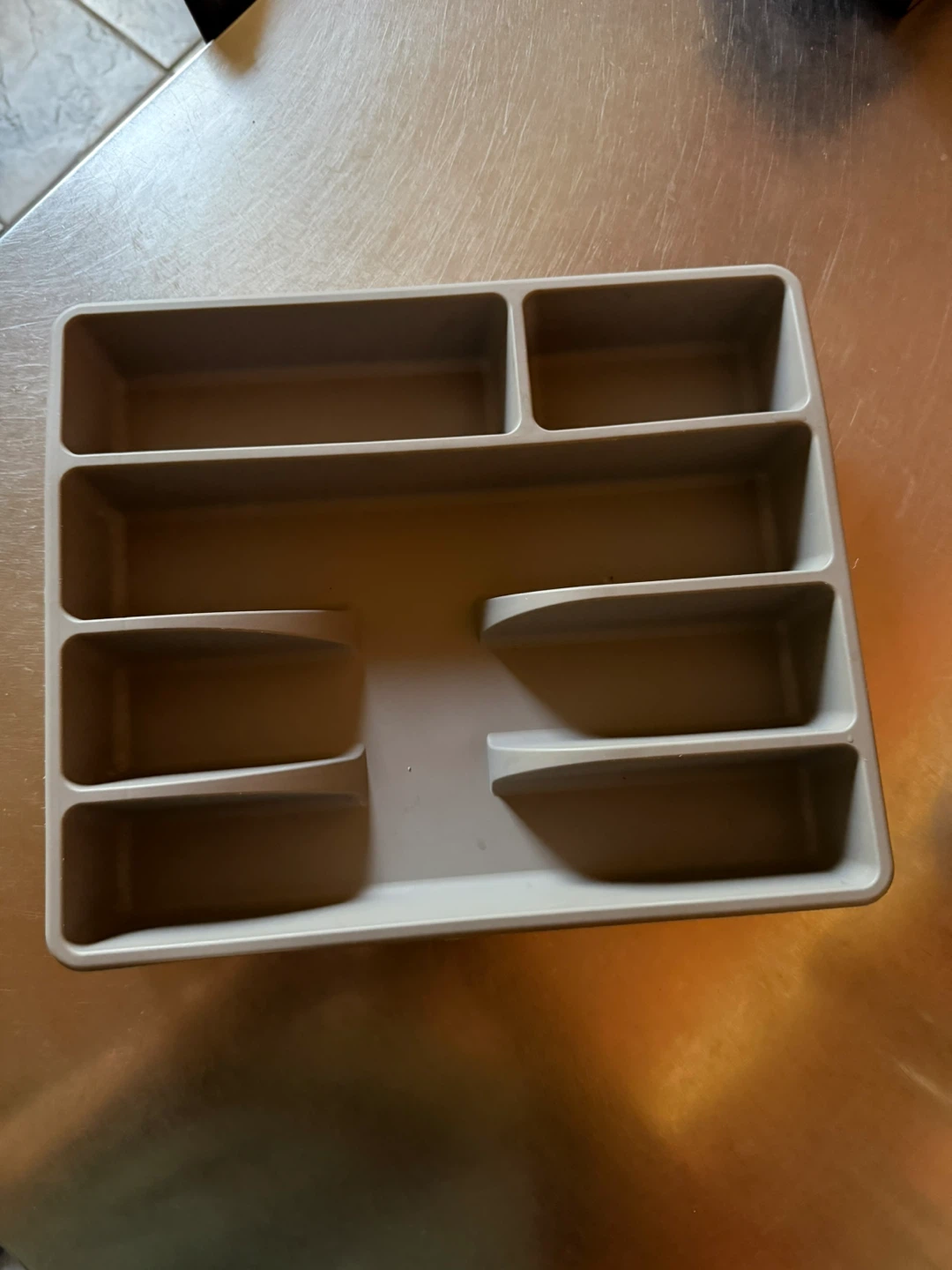 Tan Plastic Utensil Organizer Tray - photo 3