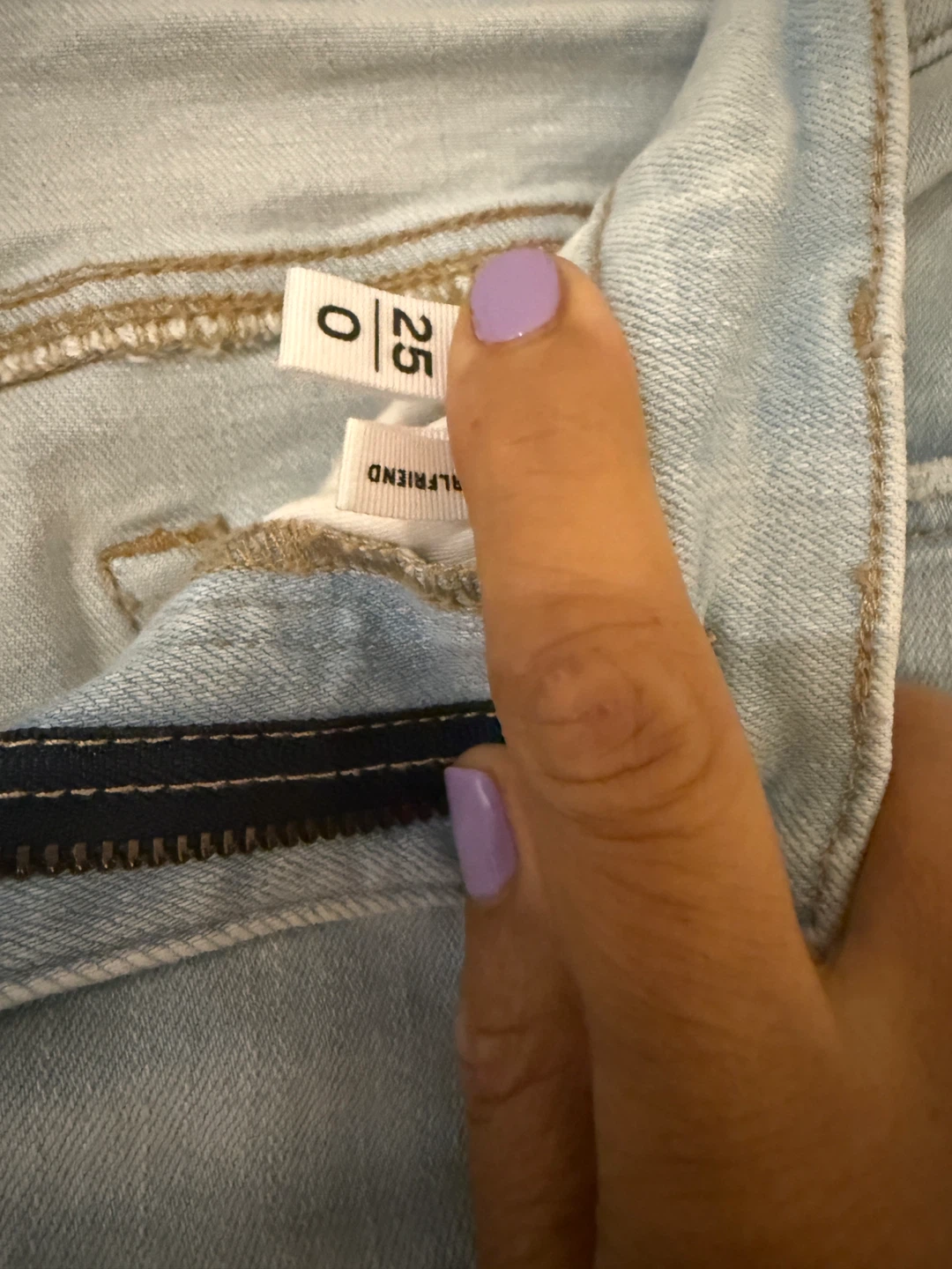 LOFT Light Wash Girlfriend Jeans Size 25 - photo 3
