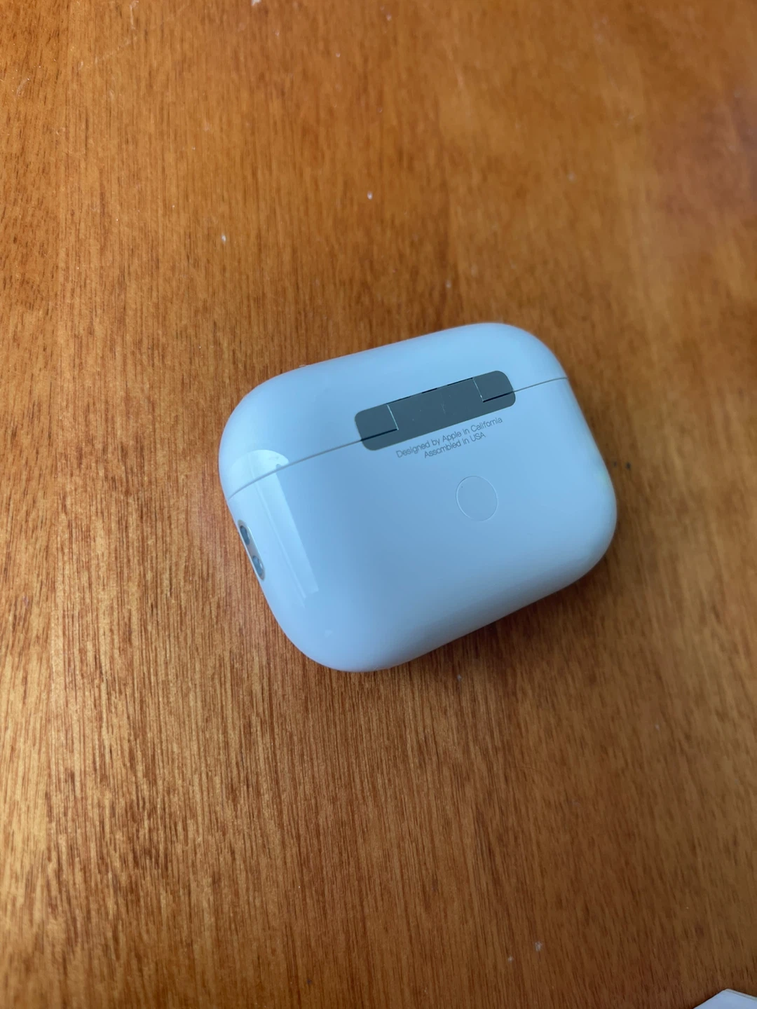 Apple AirPods Pro (2nd Gen) - photo 3
