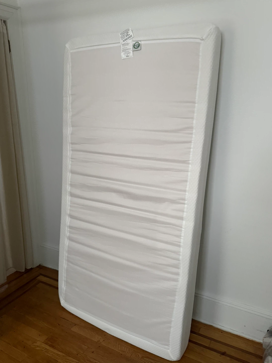 무료나눔 트윈 매트리스, 프레임 Twin Metal Bed Frame - photo 2