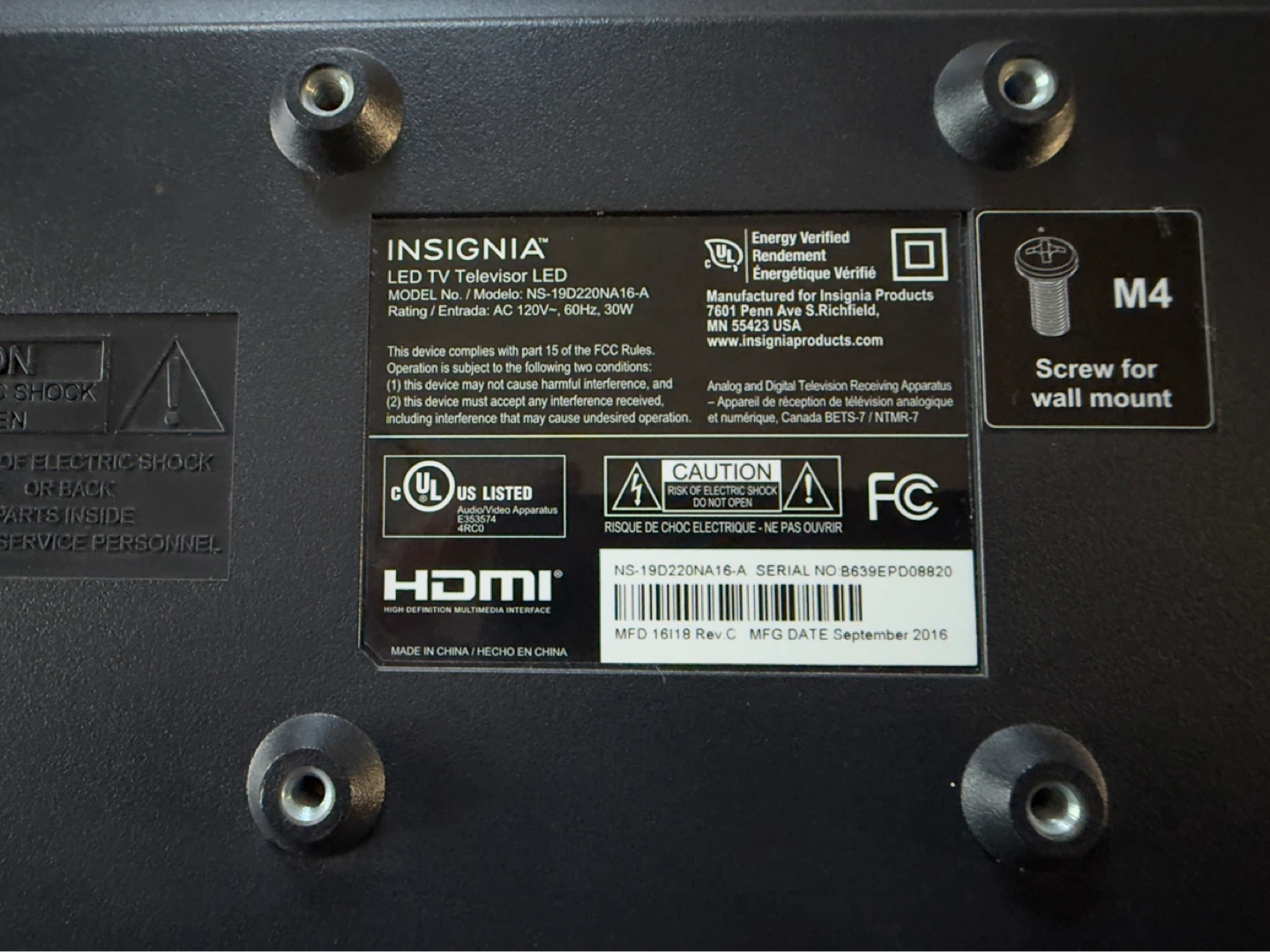 Insignia 18” 720p 60hz LED TV - photo 2