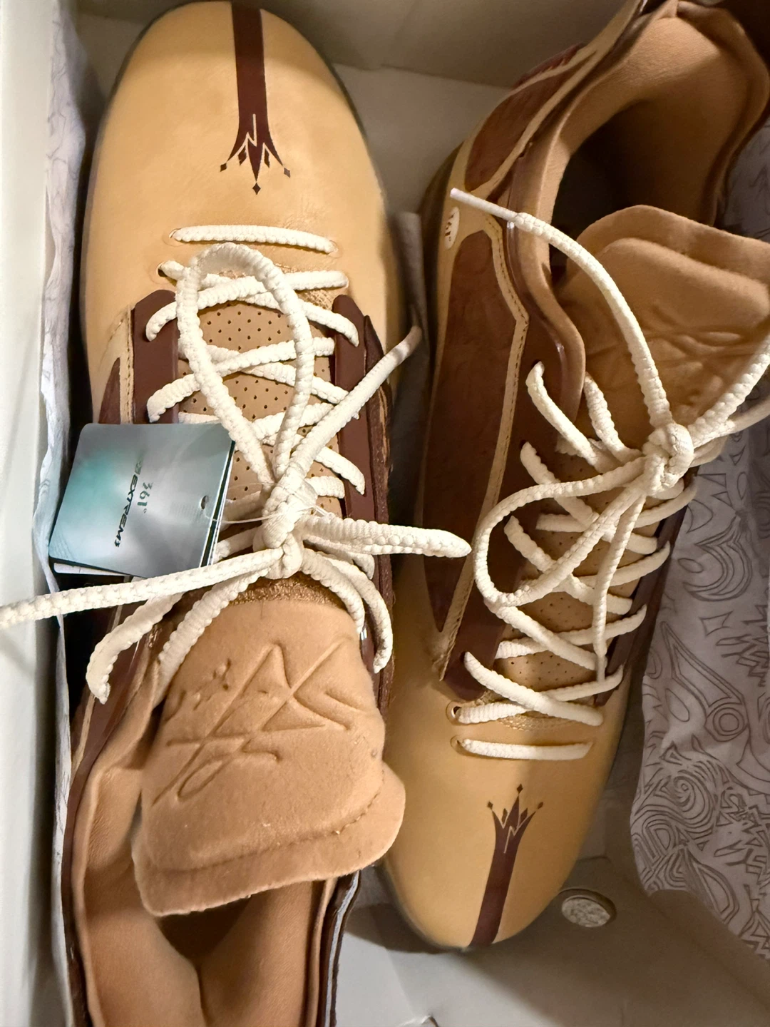 361 Degrees Athletic Shoes
