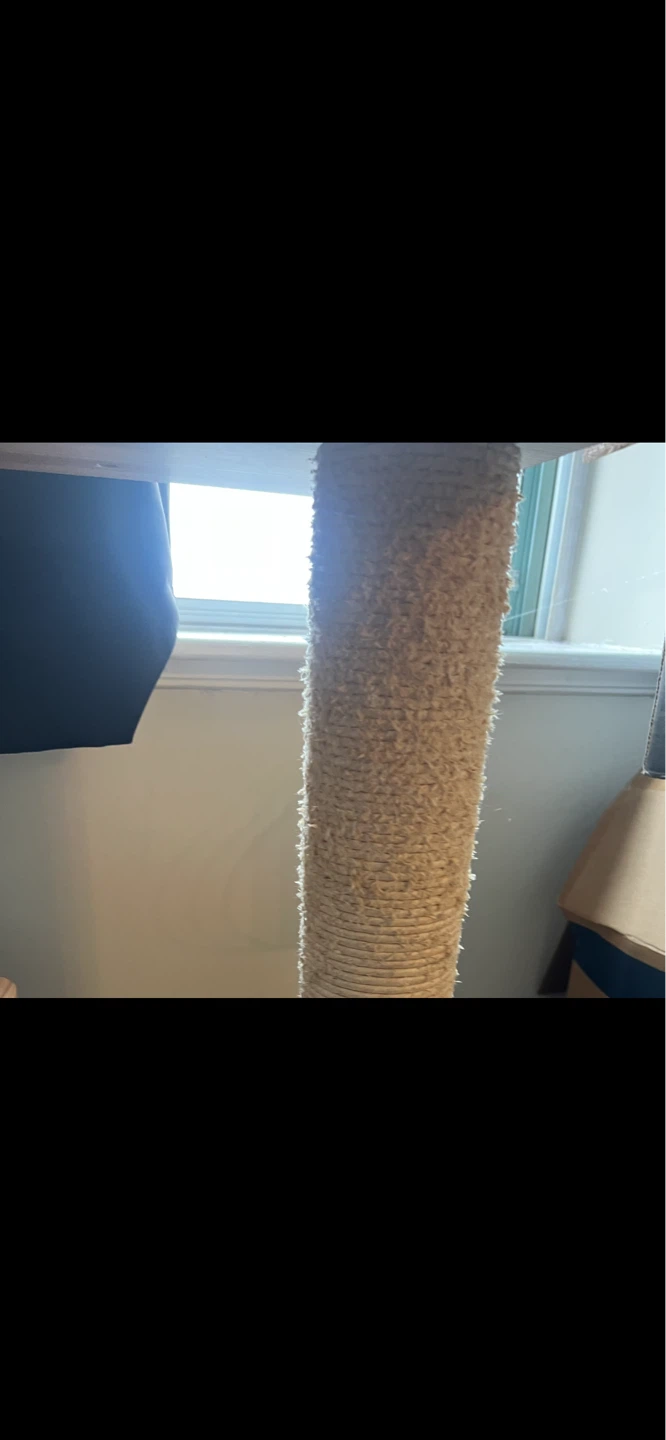 Heavy Cat Tree with Scratching Posts 40”H base is 25” - photo 3