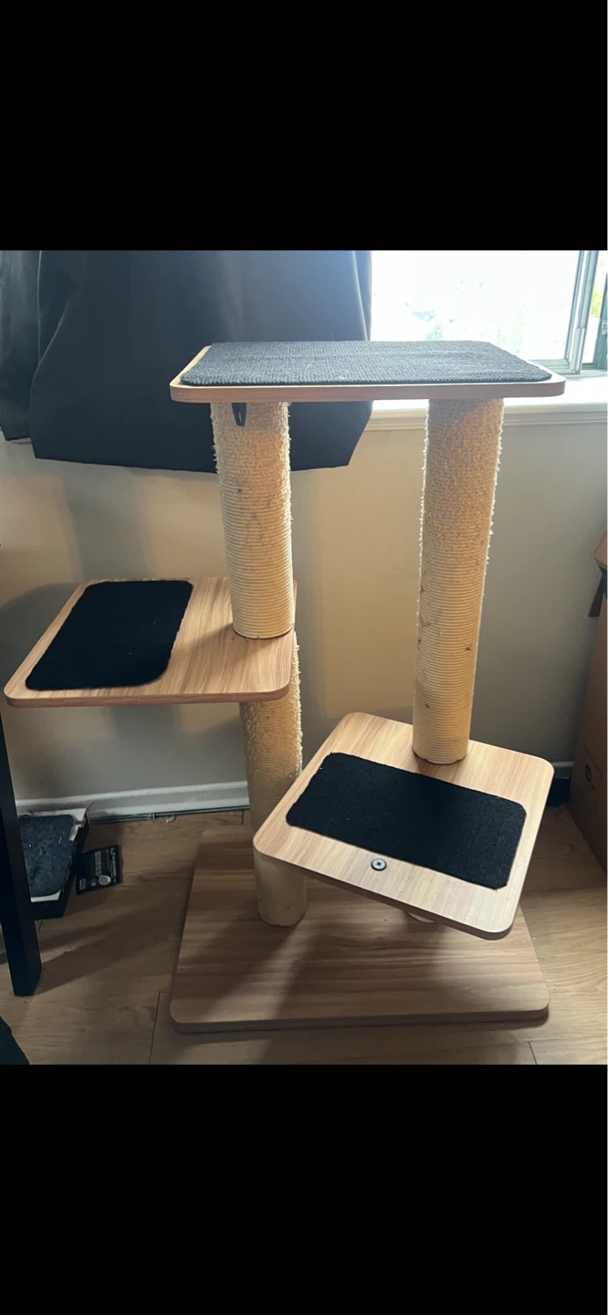 Heavy Cat Tree with Scratching Posts 40”H base is 25” - photo 2