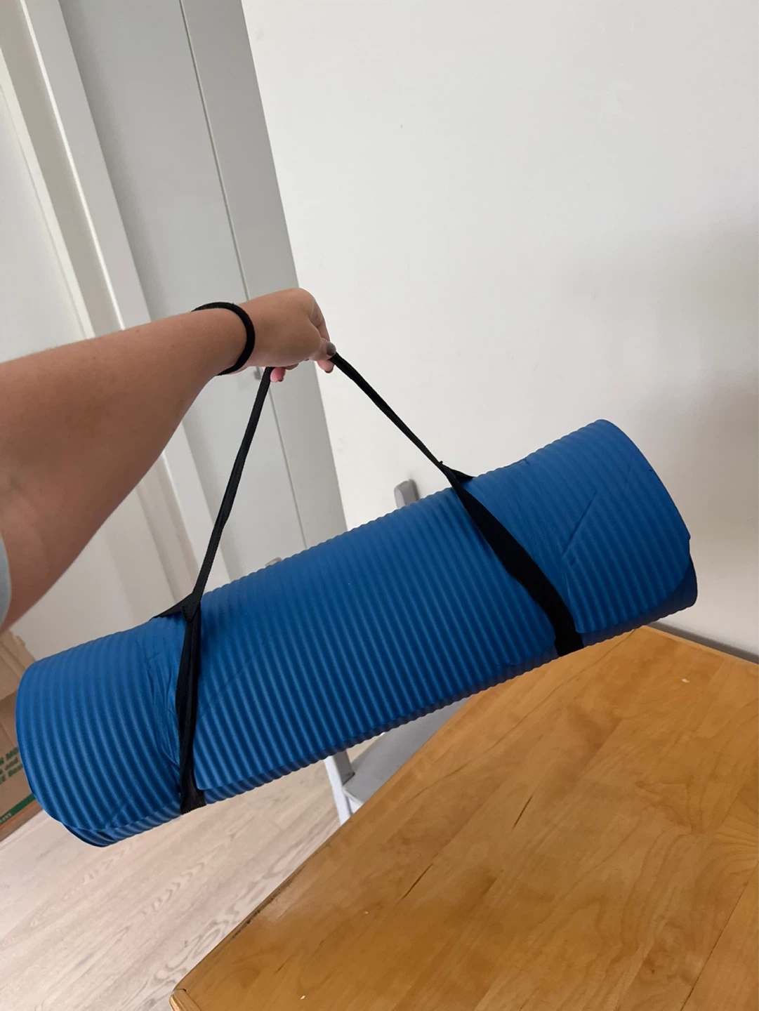 Thick Exercise Yoga Mat with Carrying Strap - photo 3