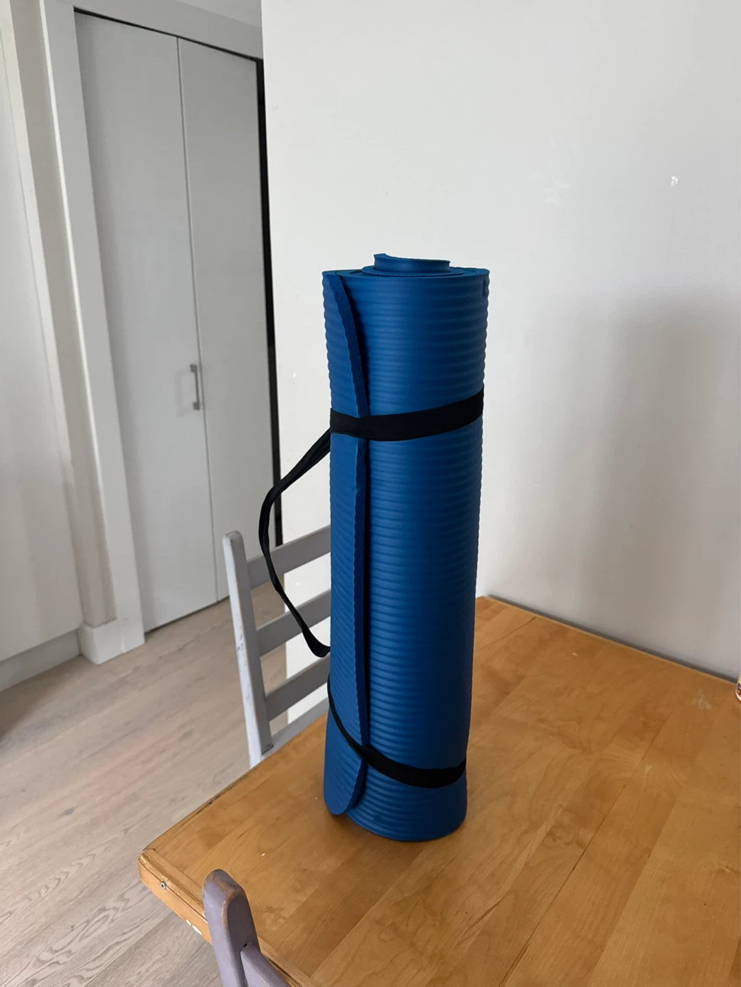 Thick Exercise Yoga Mat with Carrying Strap - photo 2