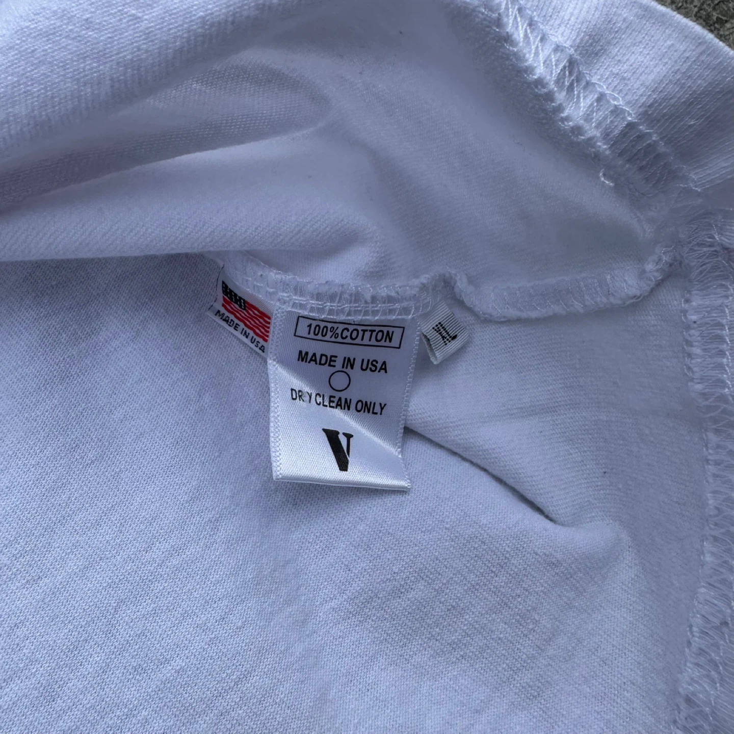 🔥VLONE White T-Shirt "Legends Never Die" Butterfly Graphic - photo 3