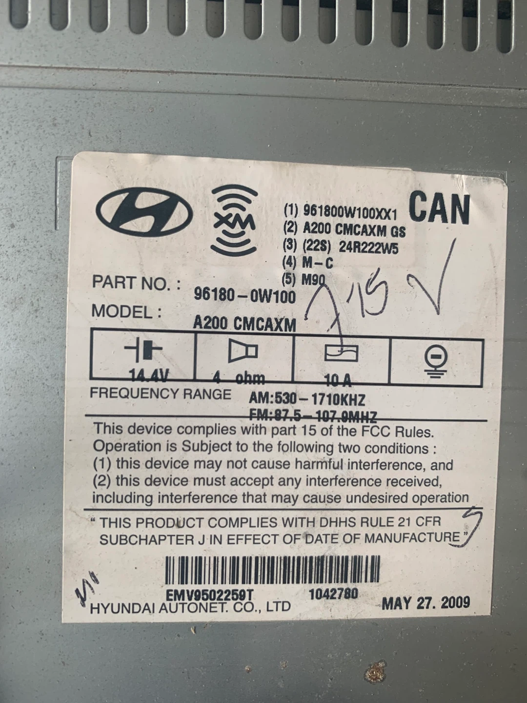 Hyundai A200 CMCAXM Car Radio Stereo CD MP3 AUX - photo 2