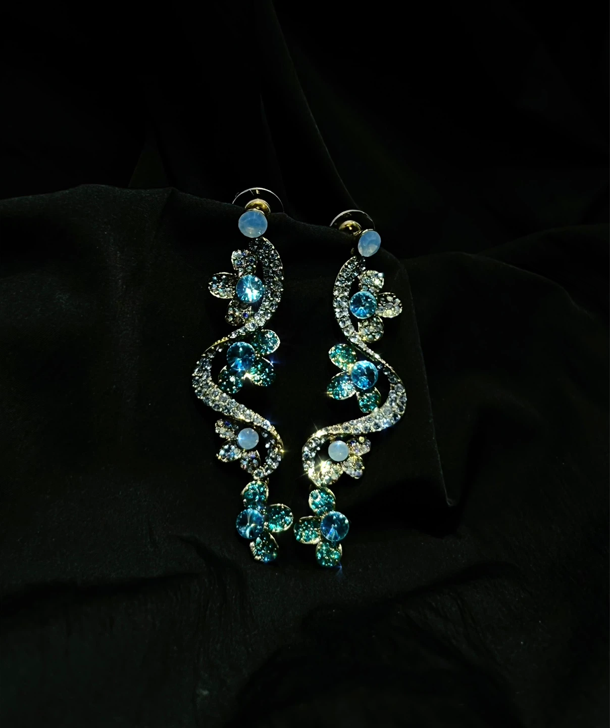 Sparkling Ombre Blue Rhinestone Earrings - photo 2