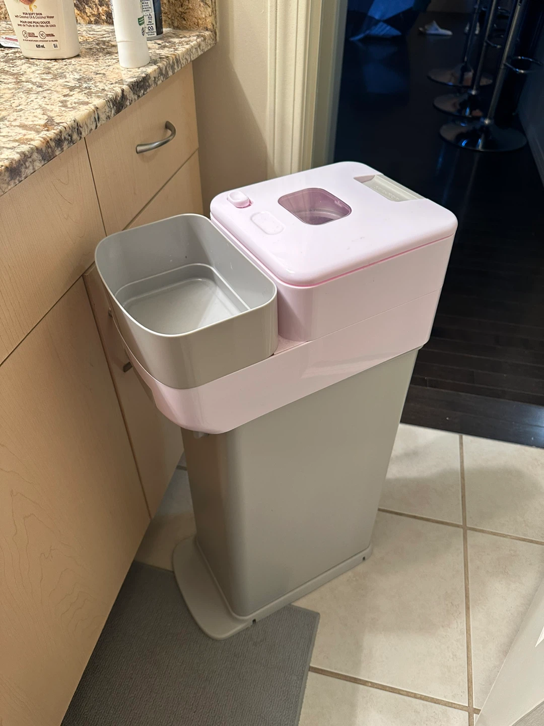 Baby diaper pail - photo 2