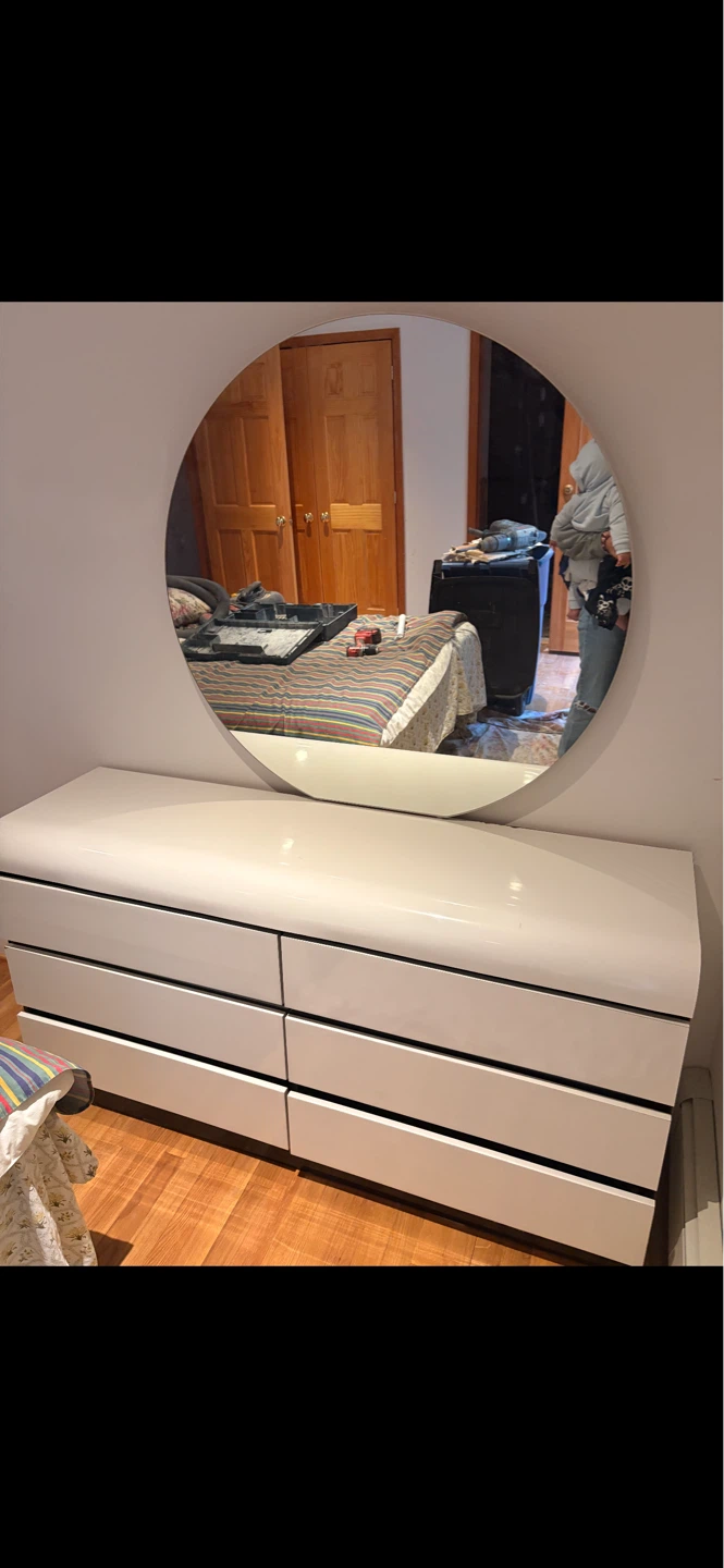 White Dresser with Mirror