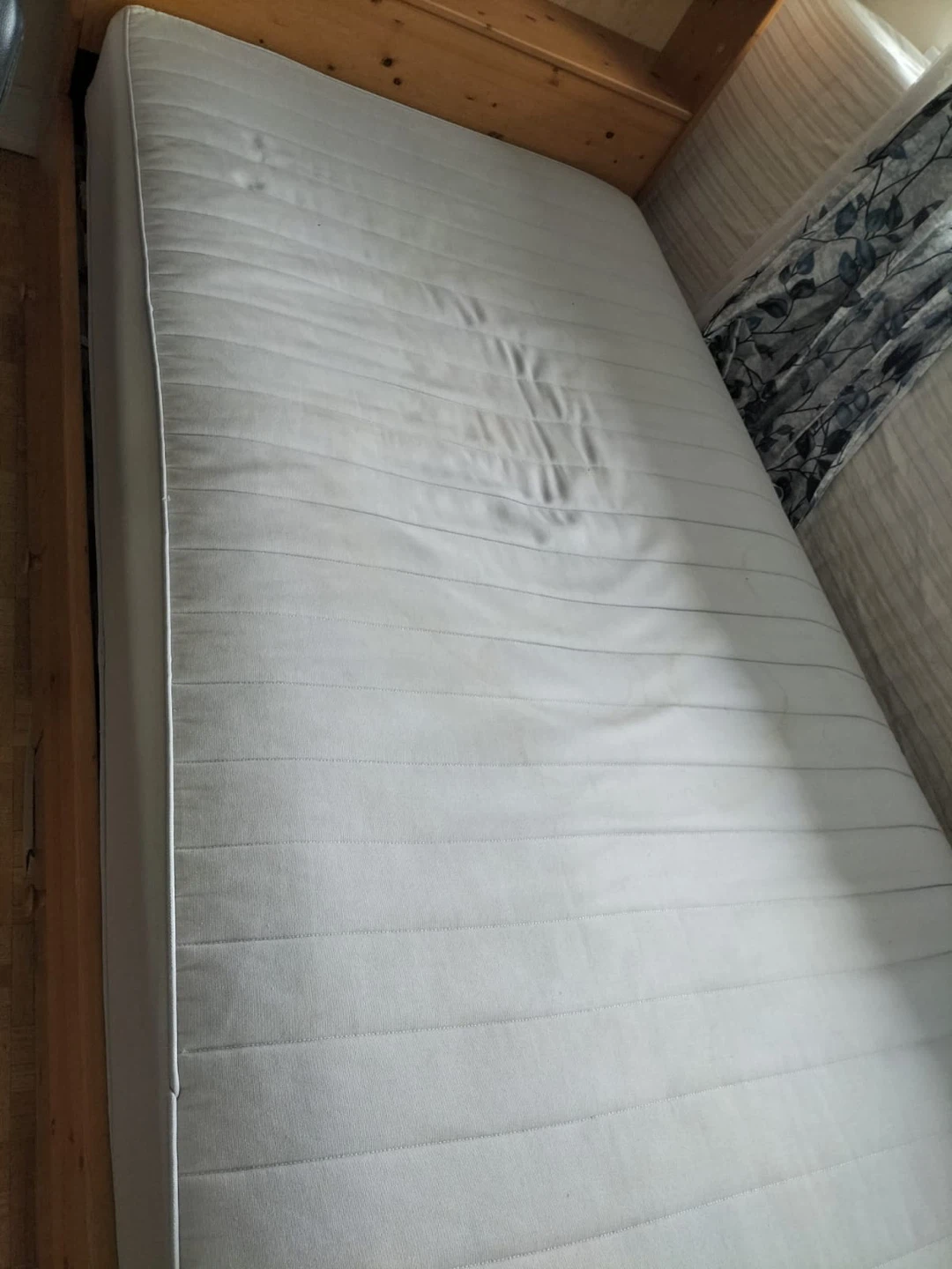 8" twin size IKEA mattress - photo 2