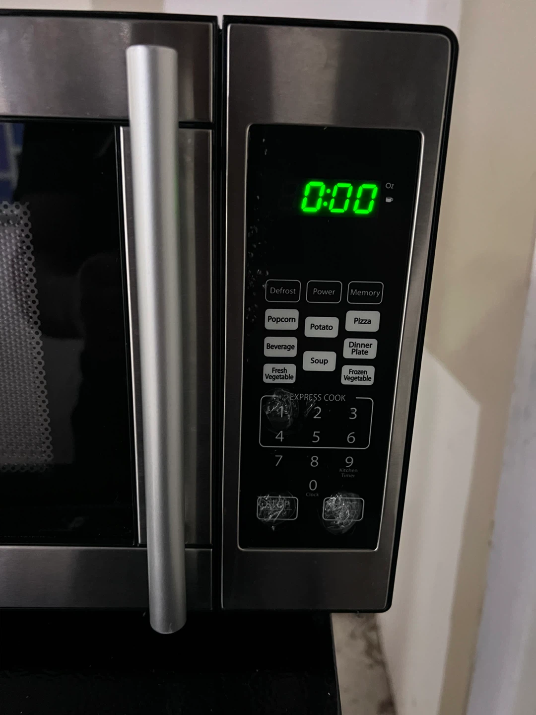 Black+Decker Stainless Steel Microwave - photo 5
