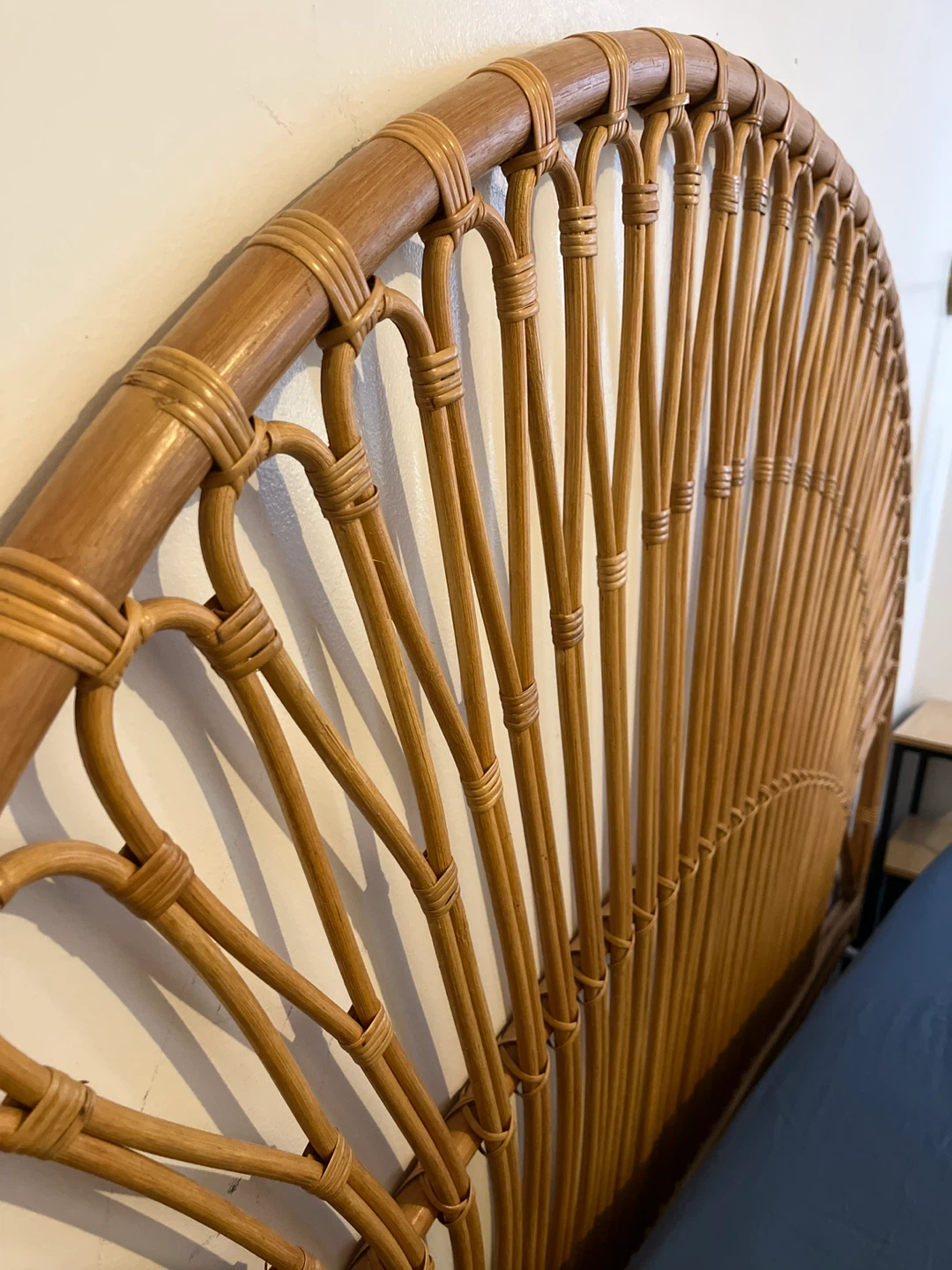 Rattan Peacock Headboard - photo 2